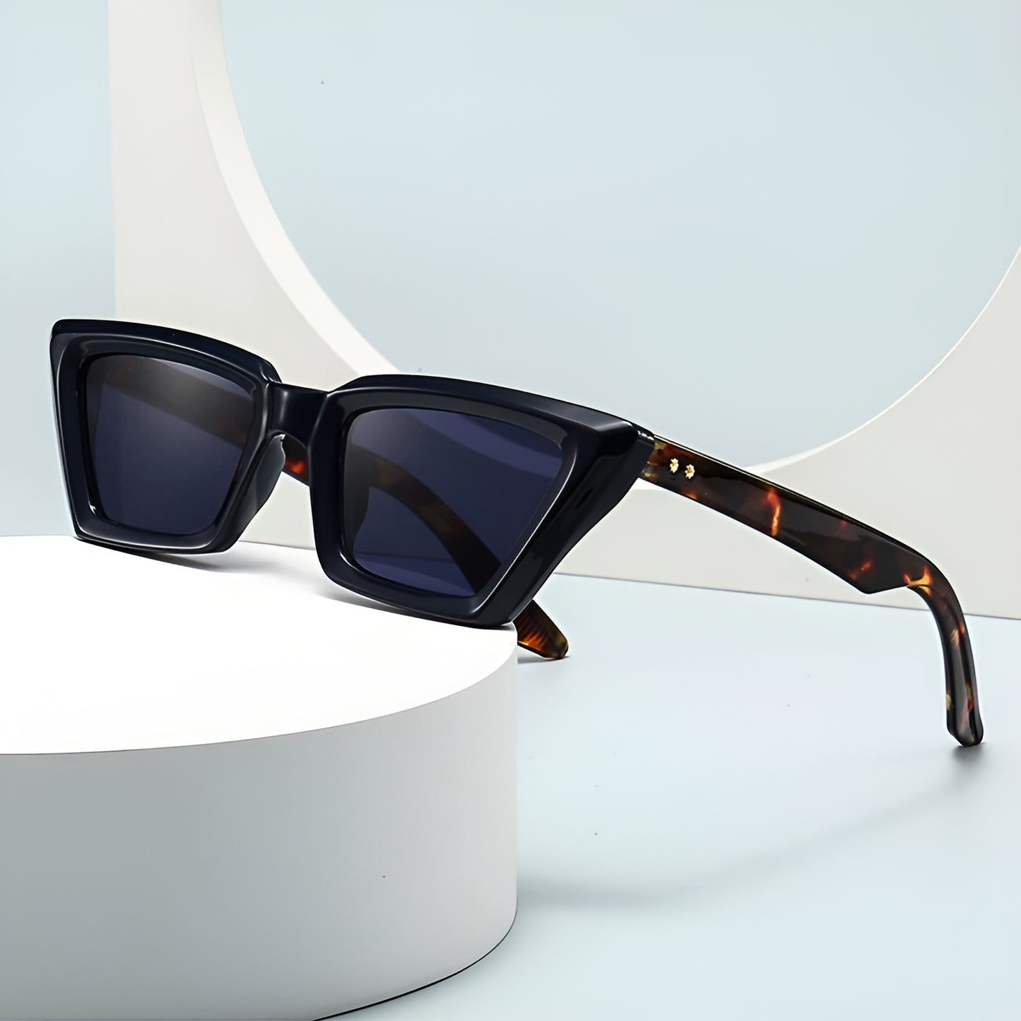 Carina Retro Sunglasses