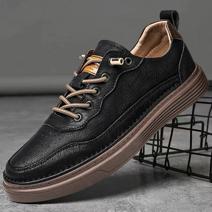 ESSENTIAL LEATHER SNEAKERS